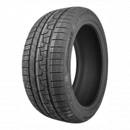 Royal Black Royal Winter UHP 235/50R19 103V  XL